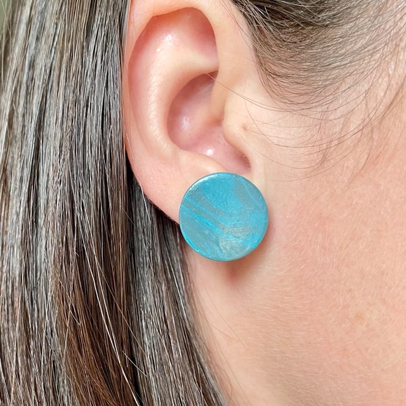 Handmade Studs 2-pack - Picture 3 of 4